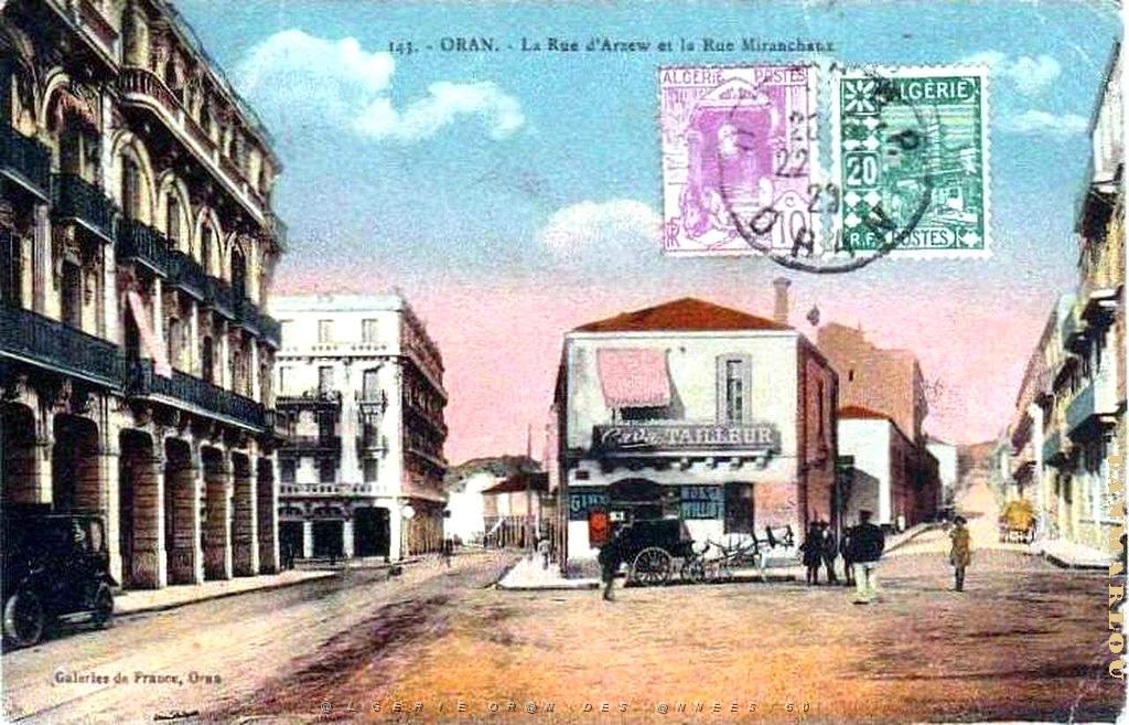 RA g- 001- Place des Victoires.jpg